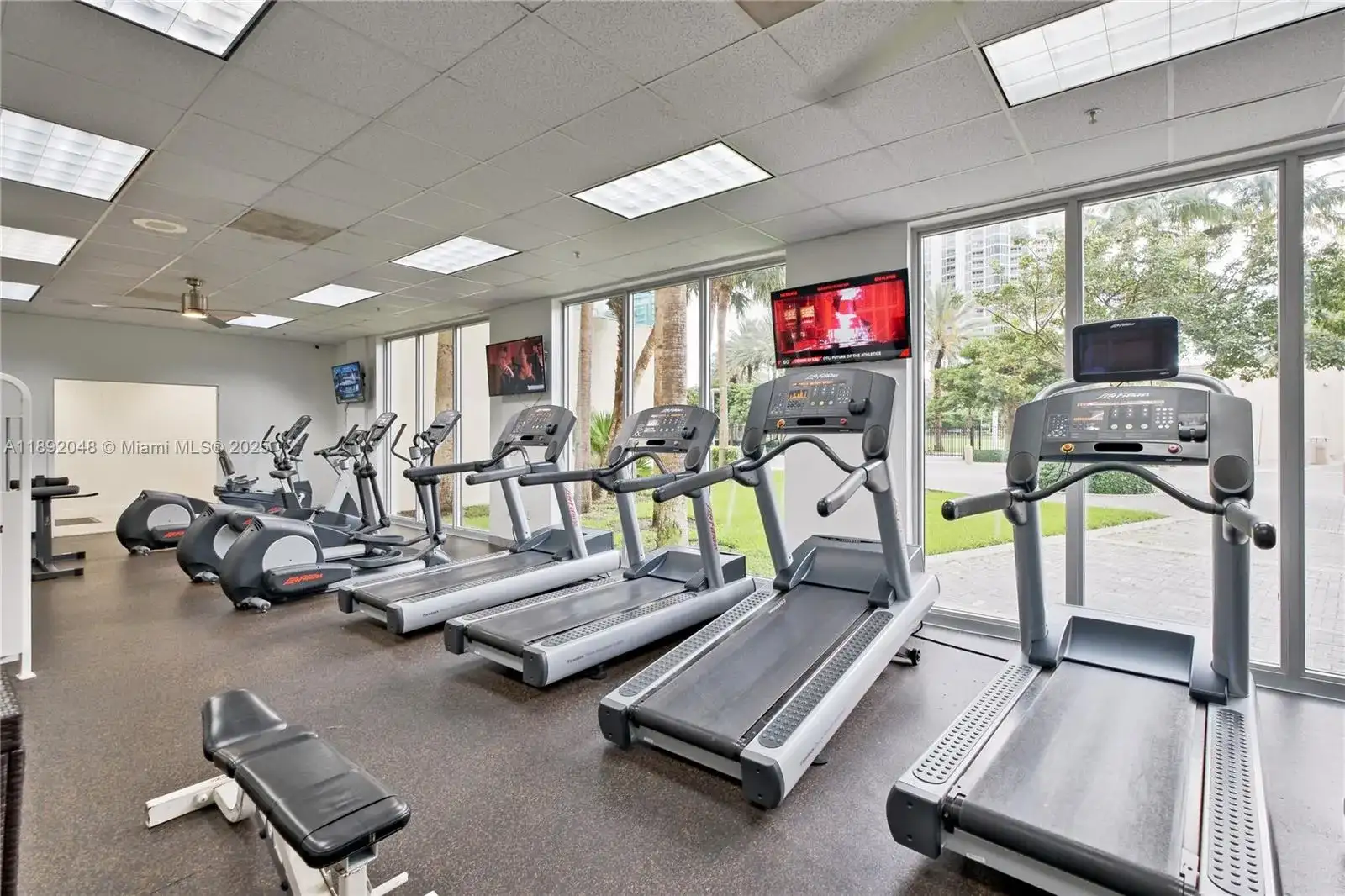 19370 Collins Ave # 407, Sunny Isles Beach FL 33160 photo 4