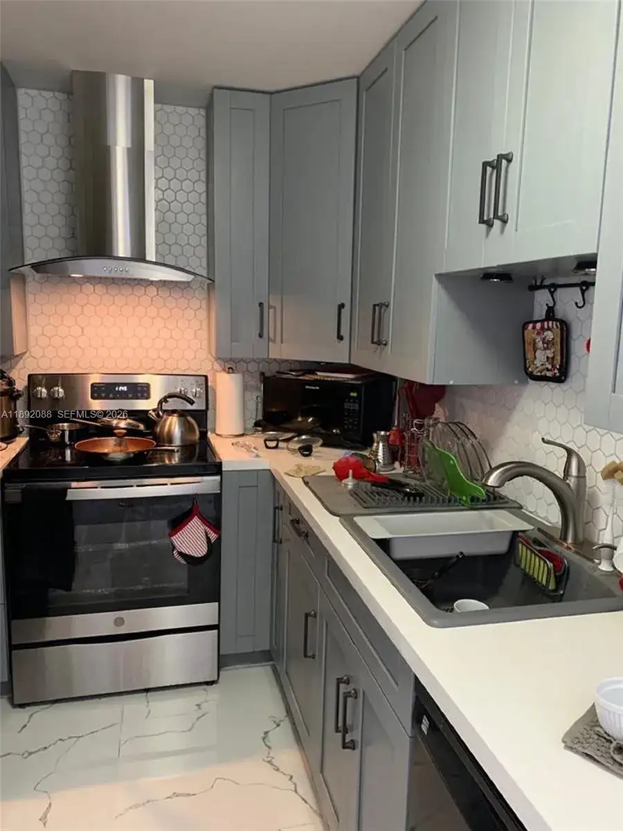 4675 W 18th Ct # 1011, Hialeah FL 33012 photo 4
