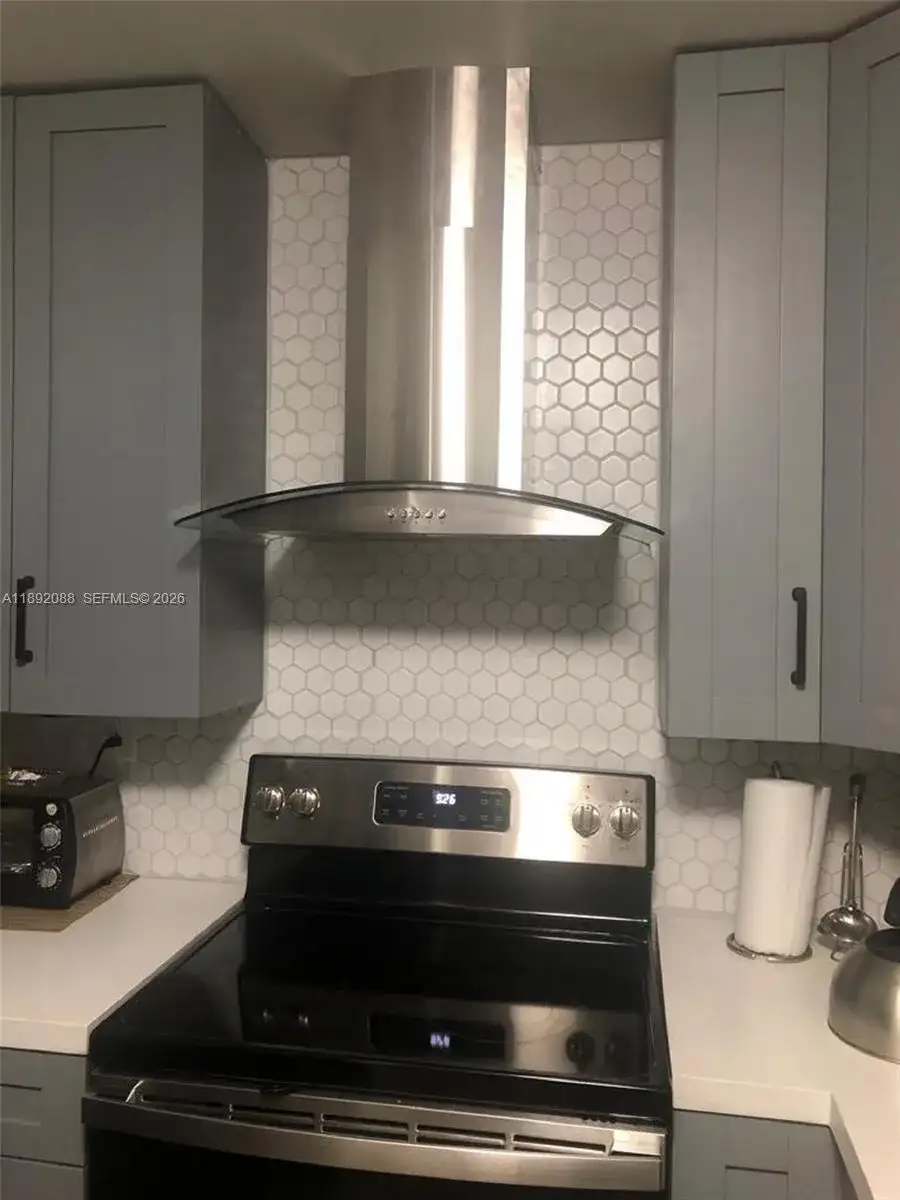 4675 W 18th Ct # 1011, Hialeah FL 33012 photo 5