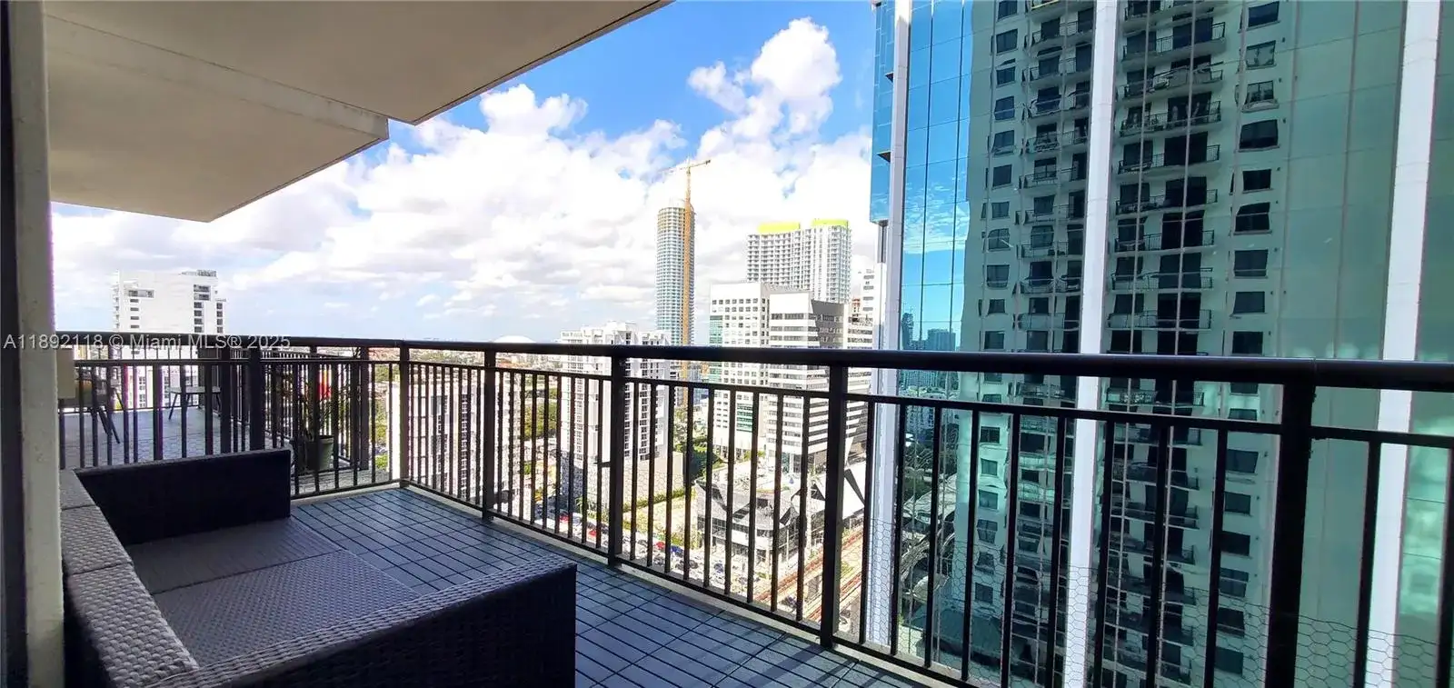 999 SW 1st Ave # 2115, Miami FL 33130 photo 3