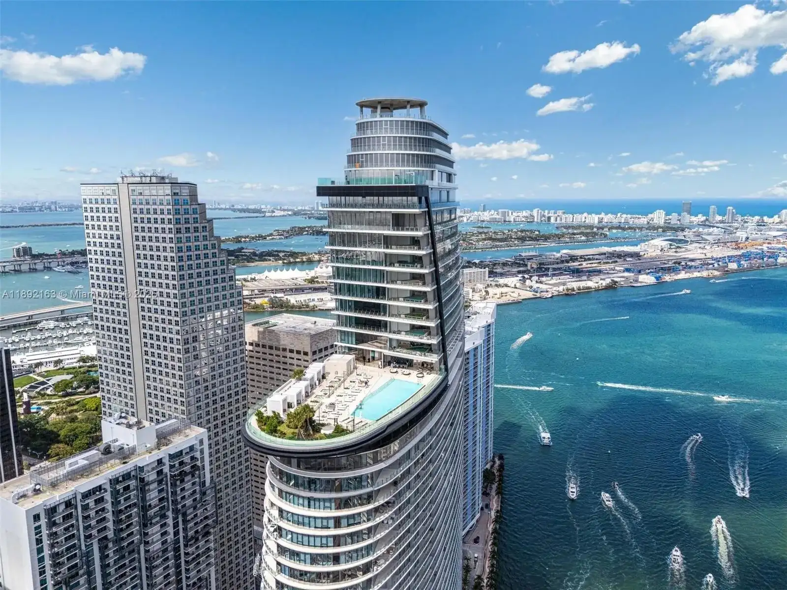 300 Biscayne Boulevard Way # 4507W, Miami FL 33131 photo 2