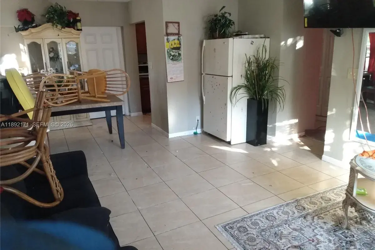 639 33rd St, West Palm Beach FL 33407