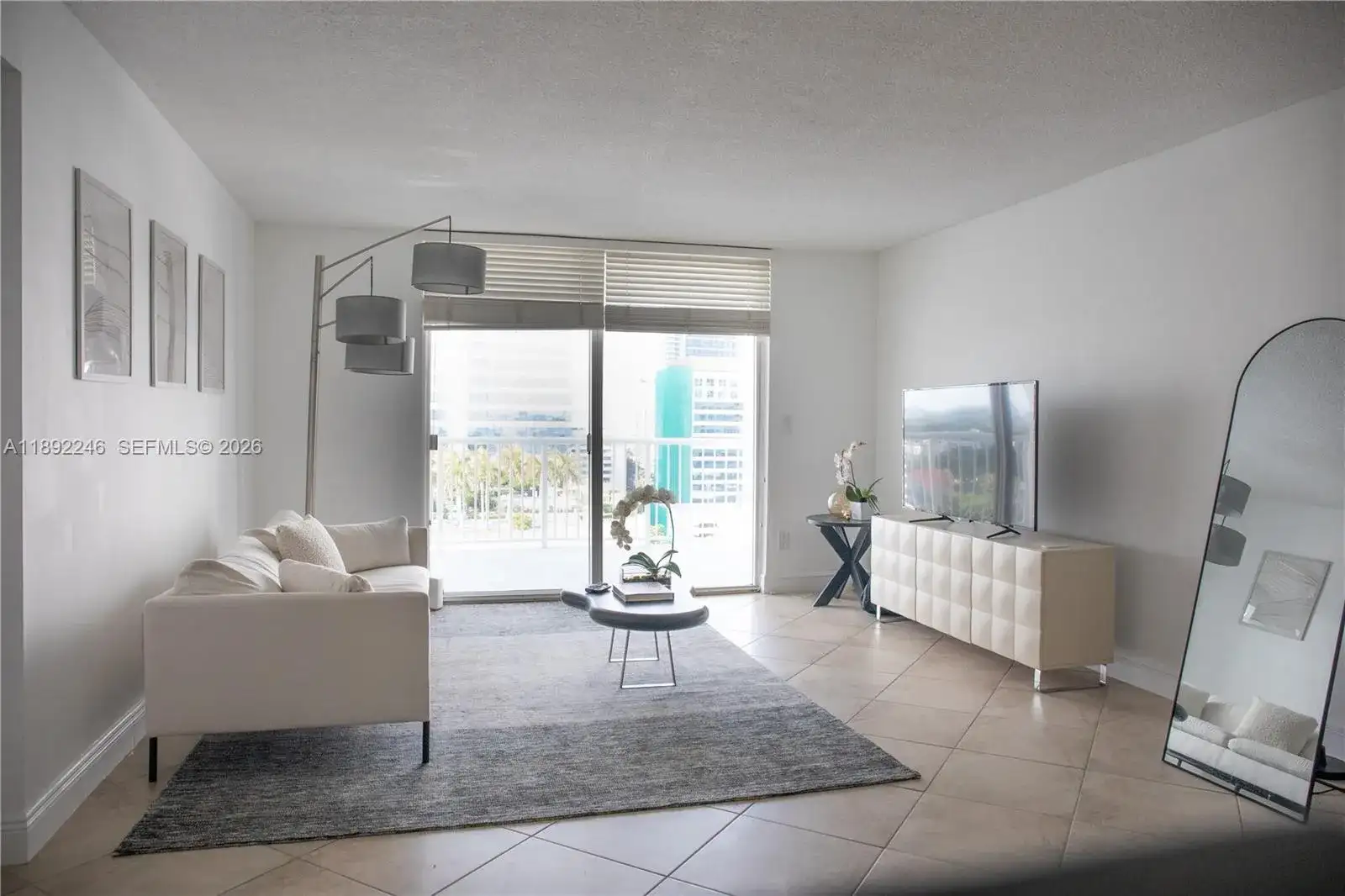 1420 Brickell Bay Dr # 1506D, Miami FL 33131 photo 4