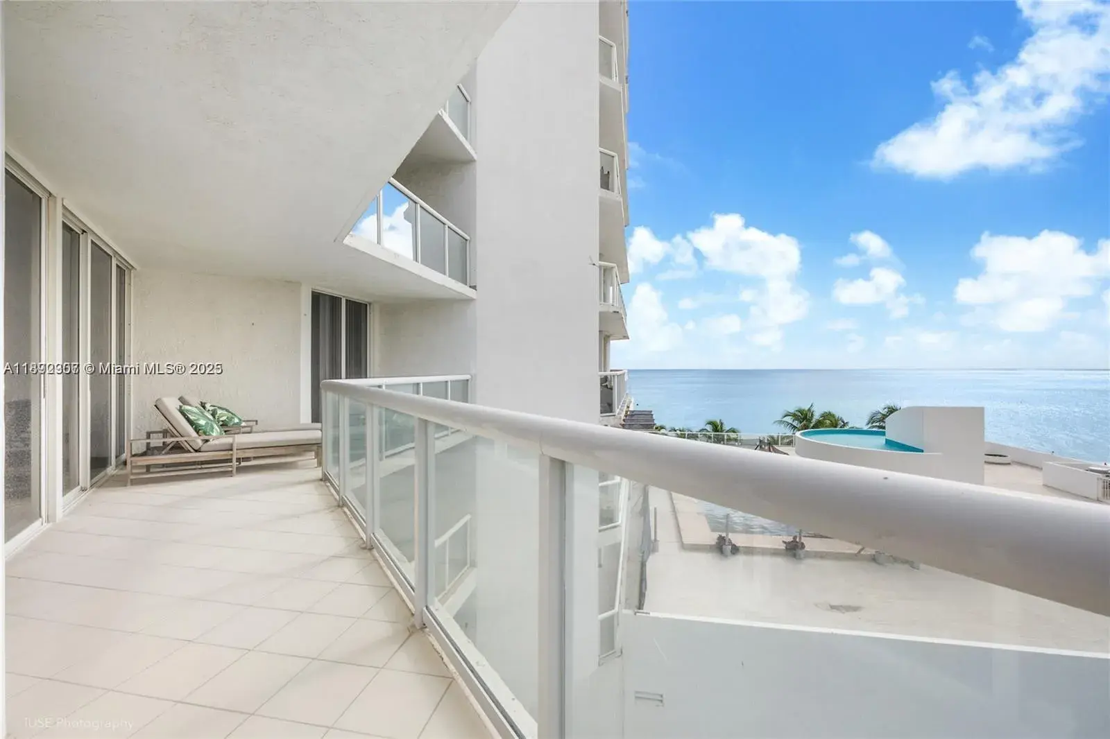 16425 Collins Ave # 512, Sunny Isles Beach FL 33160
