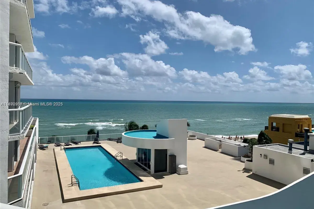 16425 Collins Ave # 512, Sunny Isles Beach FL 33160