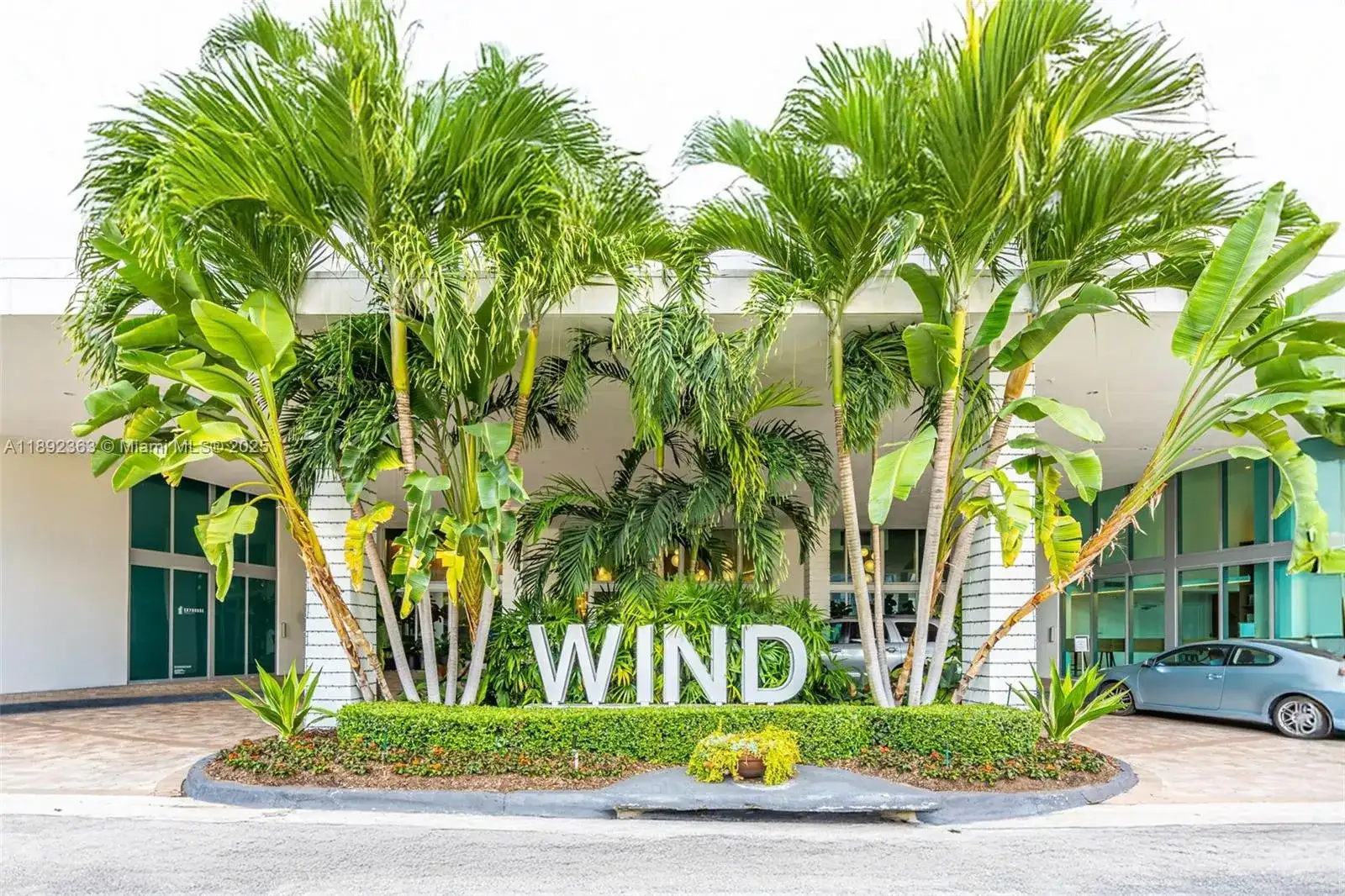 350 S Miami Ave # 1601, Miami FL 33130 photo 2