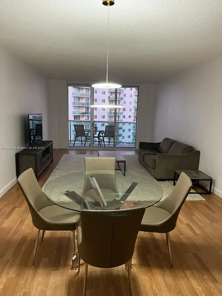 19390 Collins Ave # 820, Sunny Isles Beach FL 33160 photo 4