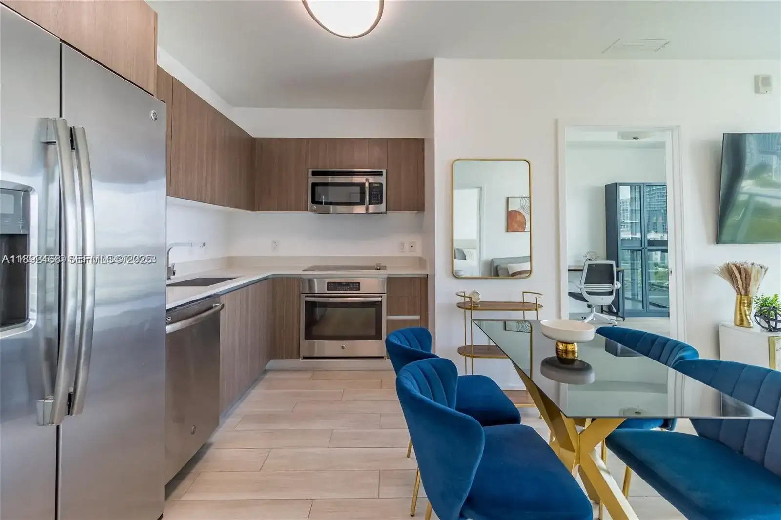 1600 SW 1st Ave # 810, Miami FL 33129 photo 2