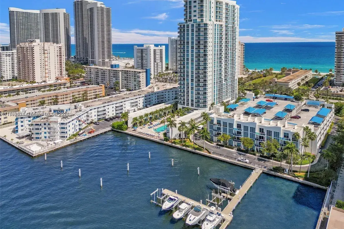 1945 S Ocean Dr # 401, Hallandale Beach FL 33009