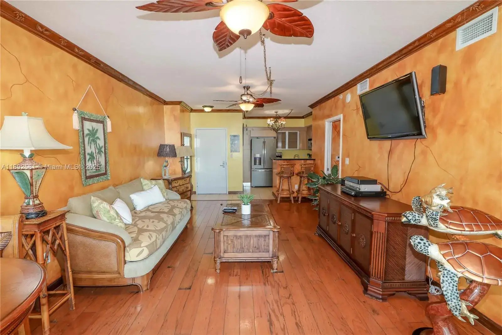 335 S Biscayne Blvd # 1500, Miami FL 33131 photo 4