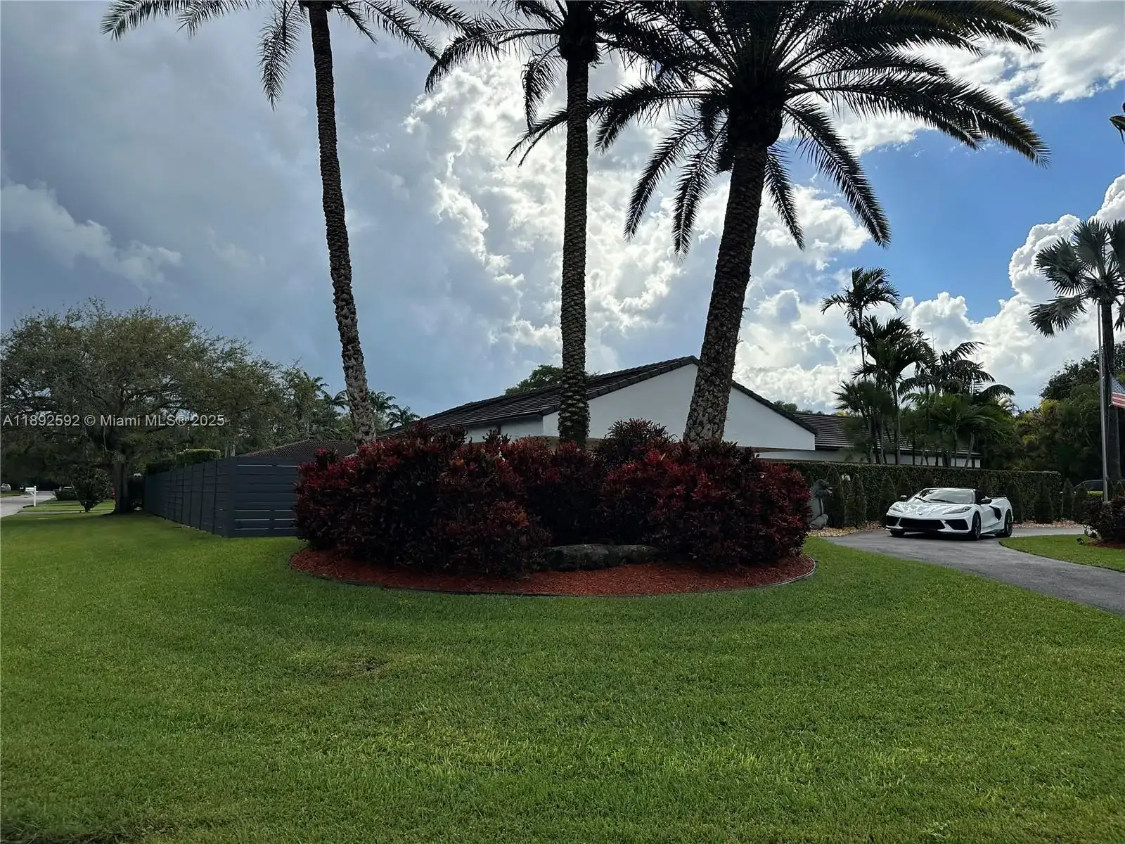8050 SW 170th St, Palmetto Bay FL 33157 photo 4
