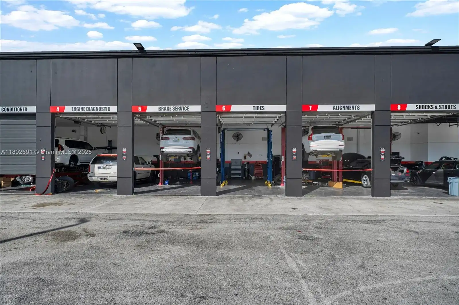 Established Service & Repair Car Shop, Sweetwater FL . photo 4