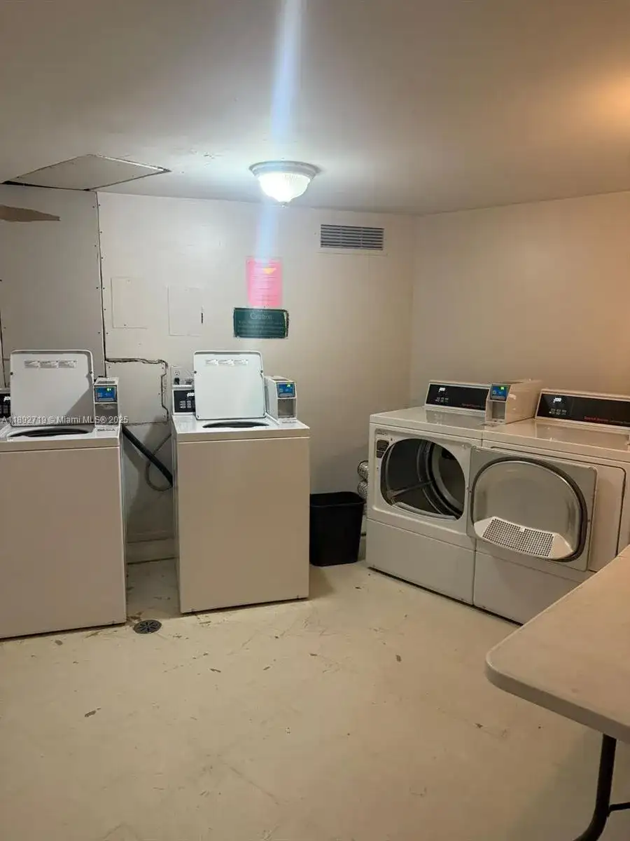 2025 NE 164th St # 605, North Miami Beach FL 33162 photo 3