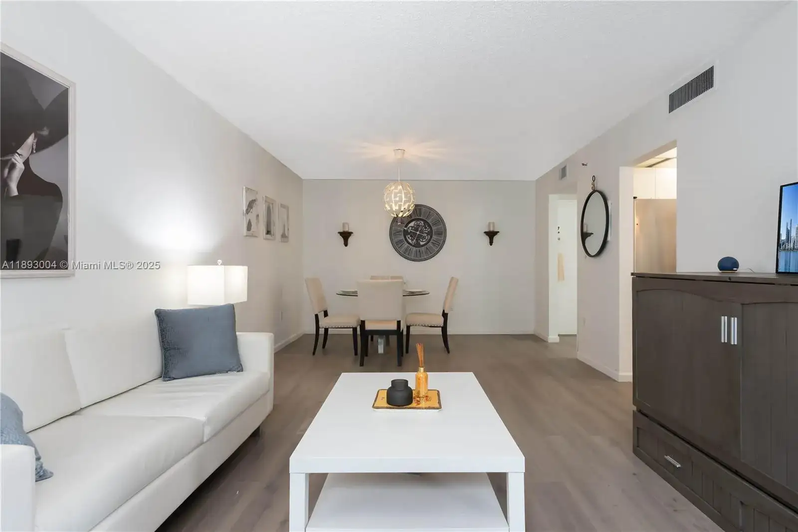17890 W Dixie Hwy 319 Hwy # 319, North Miami Beach FL 33160 photo 3