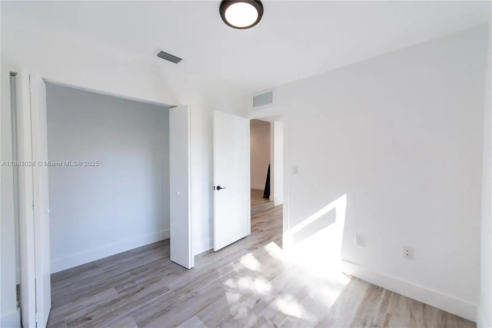 764 NW 36th Ave # 1, Miami FL 33125 photo 4