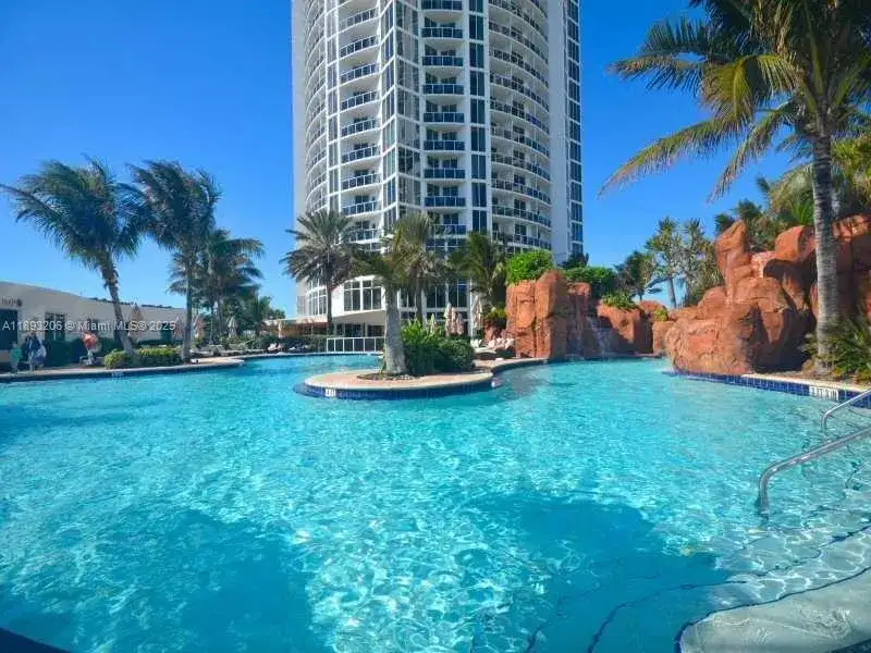 18001 Collins Ave # 2814, Sunny Isles Beach FL 33160 photo 2