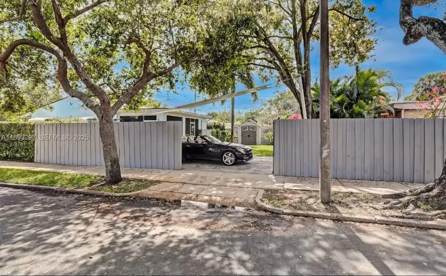 5515 Spruce Ave, West Palm Beach FL 33407 photo 4