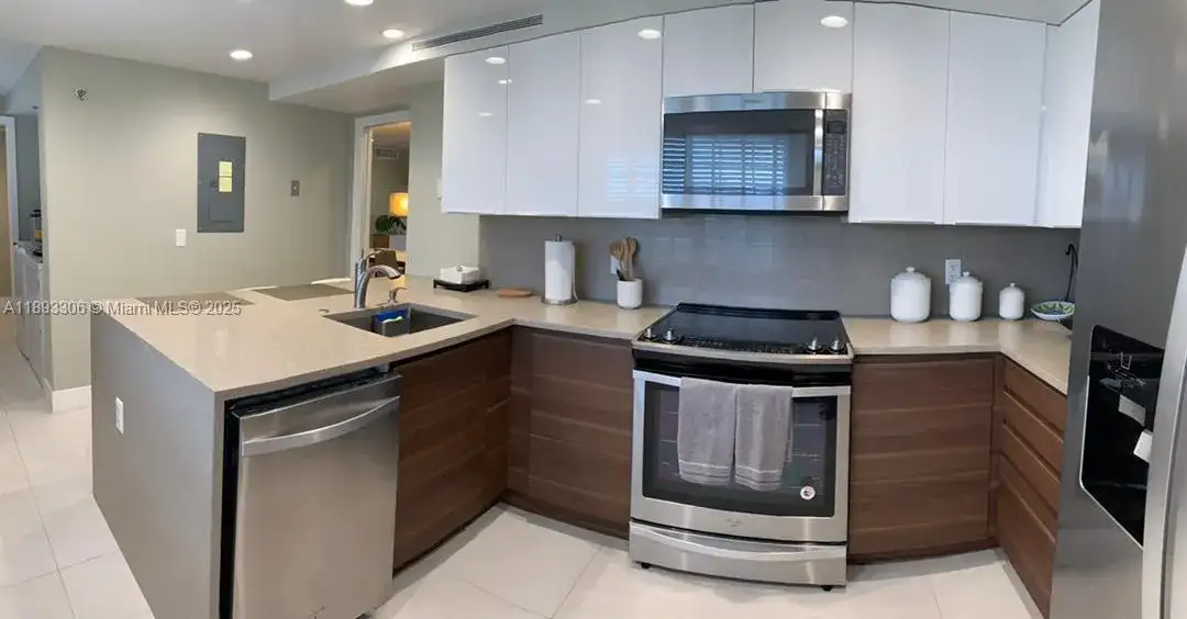 3507 Oaks Way # 802, Pompano Beach FL 33069 photo 4