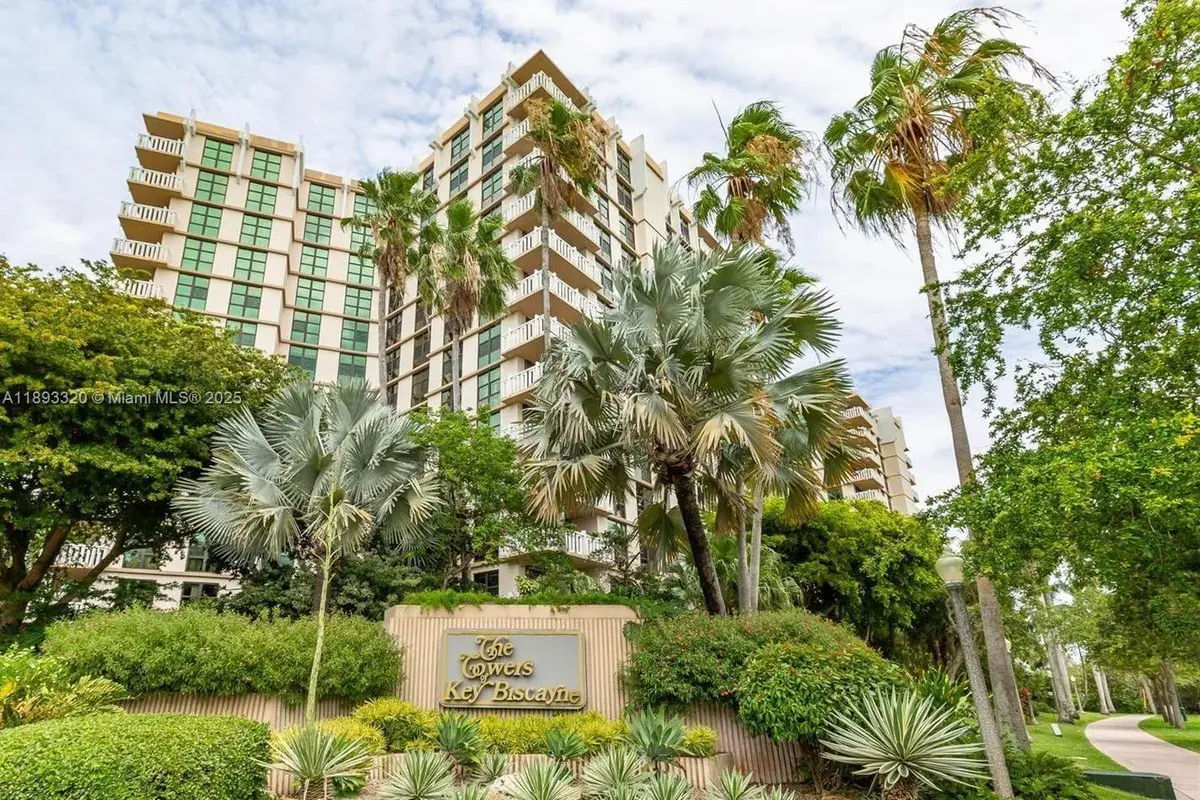 1121 Crandon Blvd # F1004, Key Biscayne FL 33149