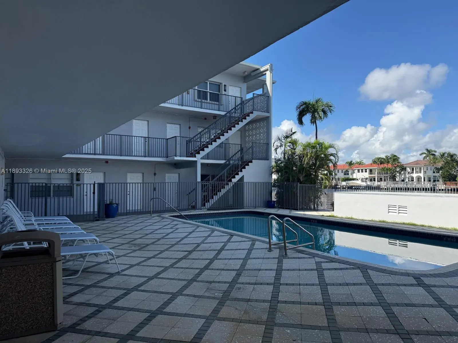 2200 S Ocean Dr # N109, Hollywood FL 33019