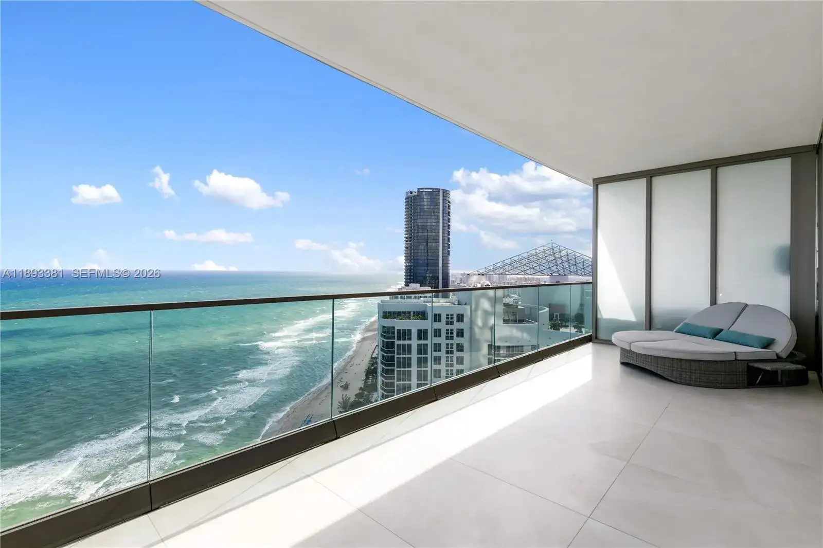 18975 Collins Ave # 3402, Sunny Isles Beach FL 33160 photo 2