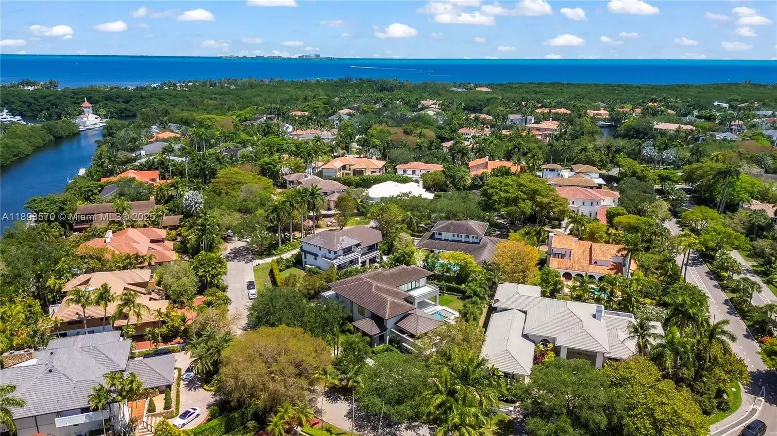 7015 Mira Flores Ave, Coral Gables FL 33143 photo 2
