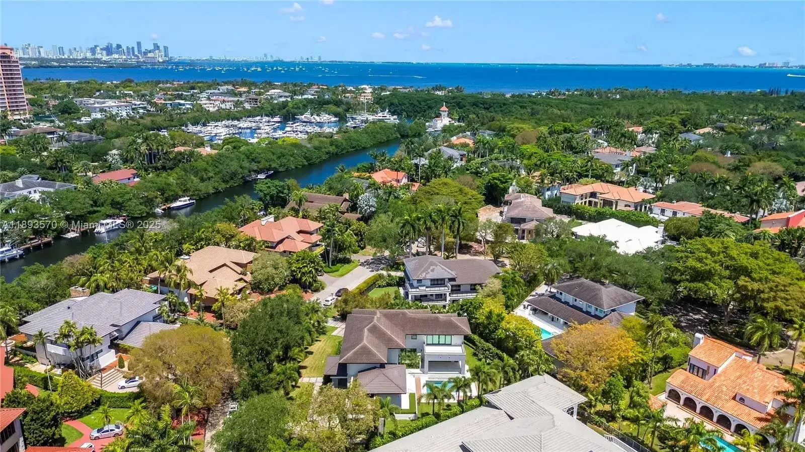7015 Mira Flores Ave, Coral Gables FL 33143 photo 3