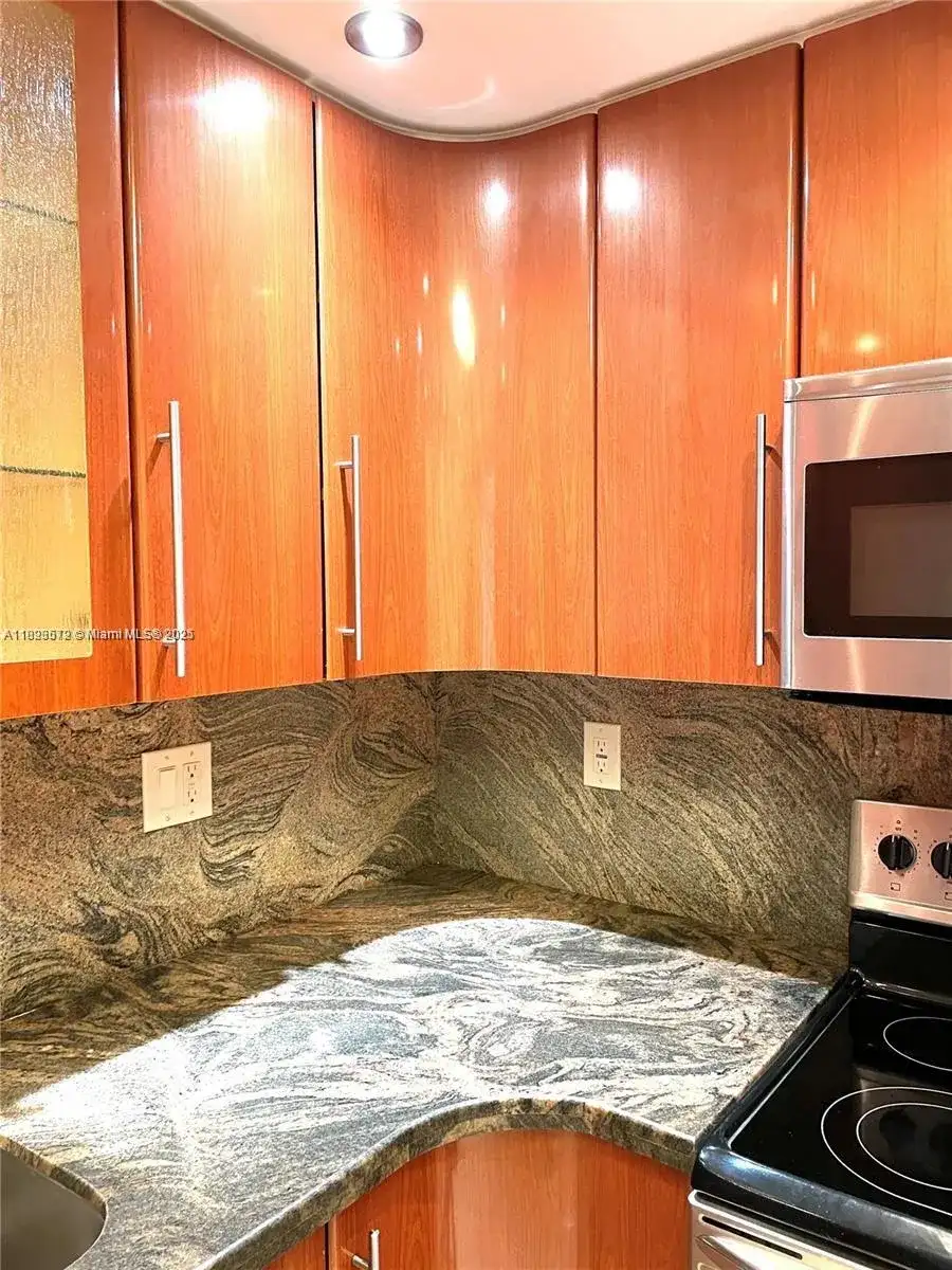 210 174th St # 1103, Sunny Isles Beach FL 33160 photo 5