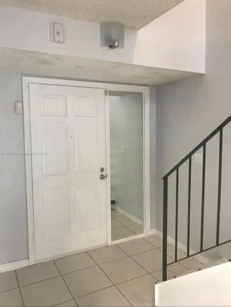 210 NW 87th Ave # L220, Miami FL 33172 photo 2