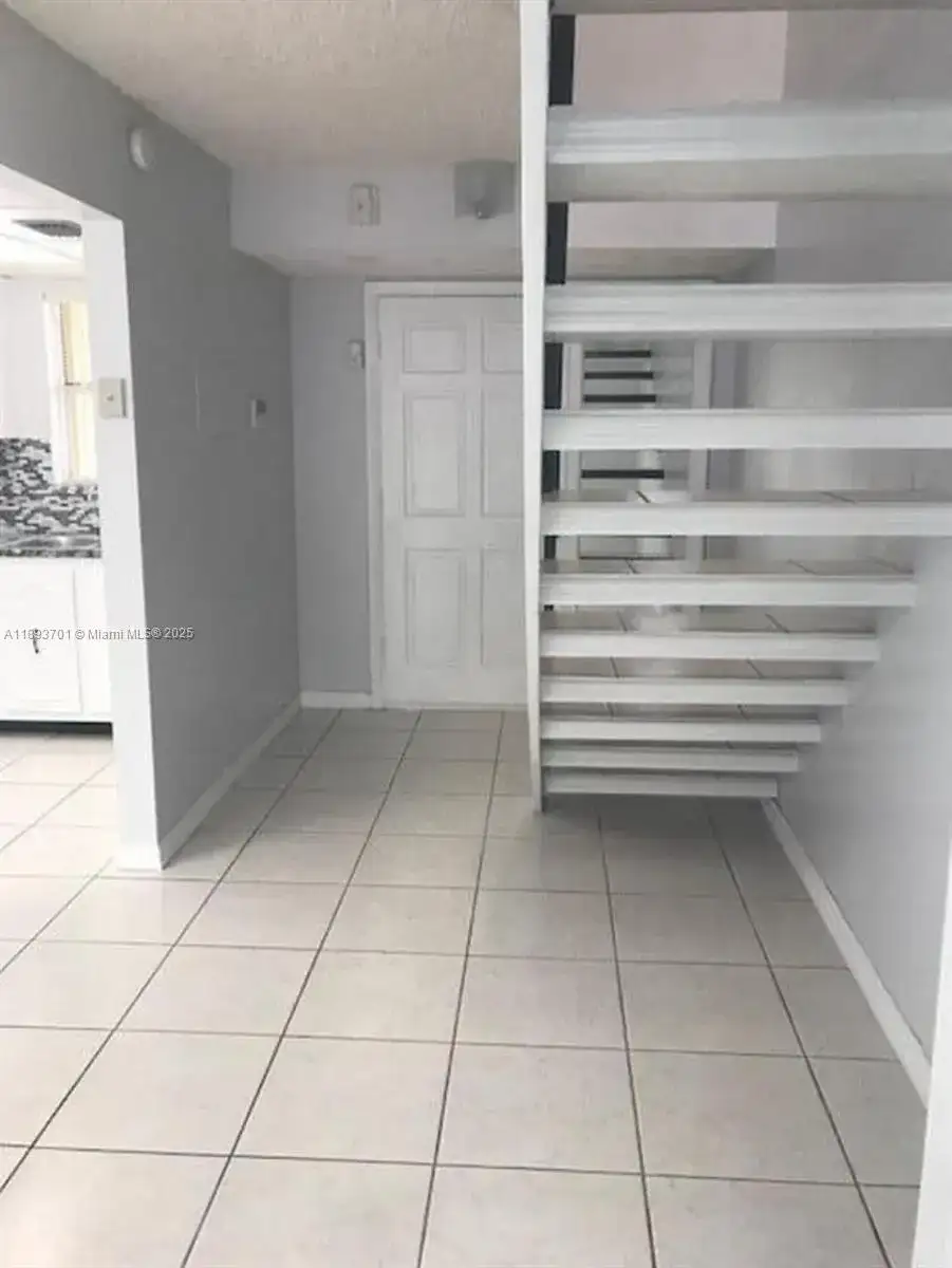 210 NW 87th Ave # L220, Miami FL 33172 photo 5
