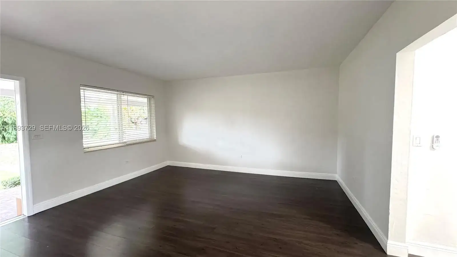 11105 NE 9th Ave, Biscayne Park FL 33161 photo 2