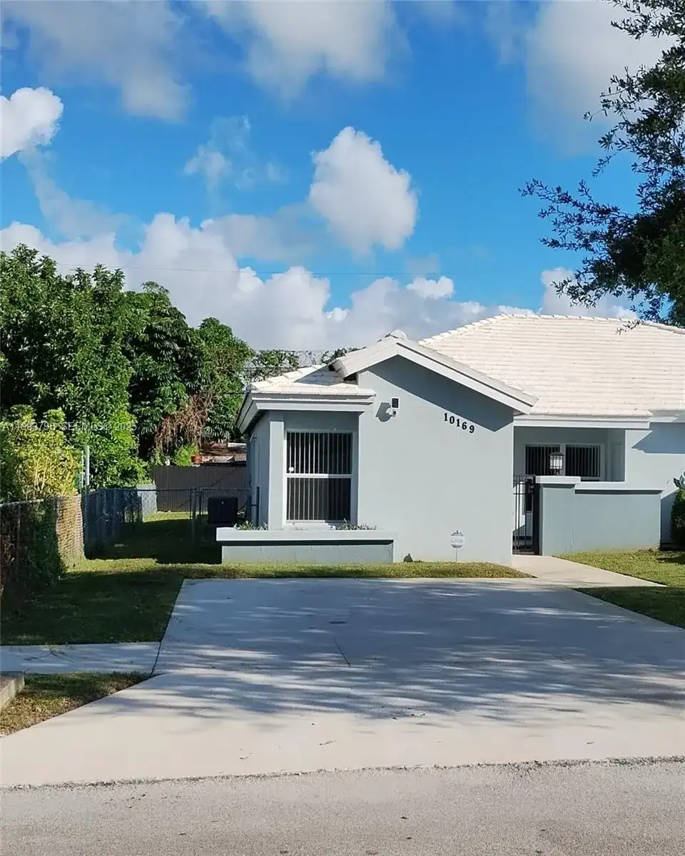 10169 SW 171st St, Miami FL 33157 photo 3