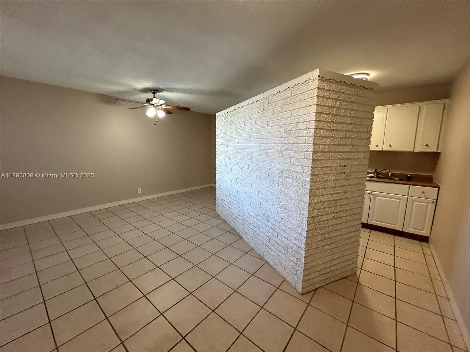 3049 NW 9th Ave # 7, Wilton Manors FL 33311 photo 4