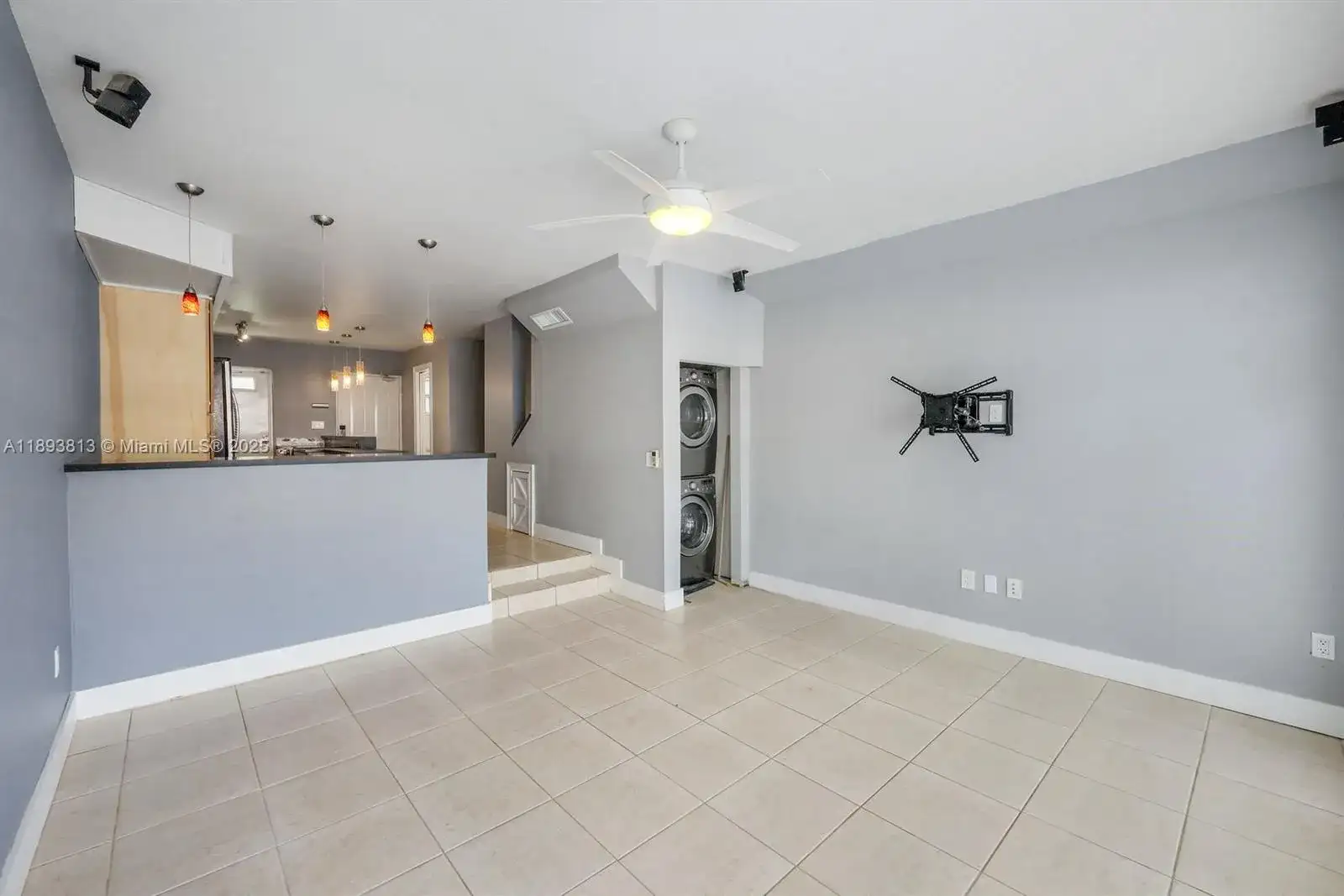 10900 SW 104th St # 122, Miami FL 33176 photo 5