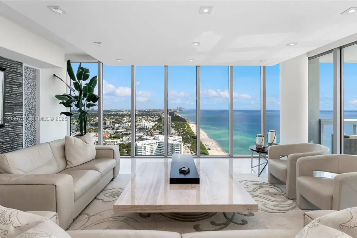 6899 Collins Ave, Miami Beach FL 33141