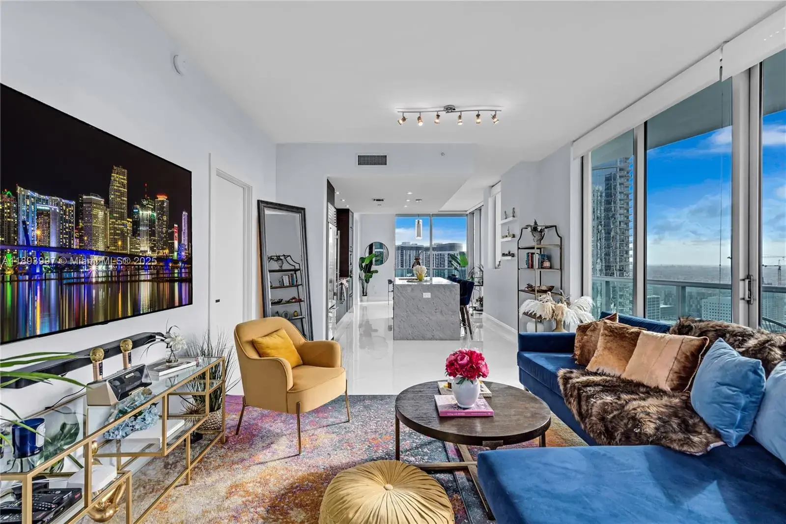 900 Biscayne Blvd # 4412, Miami FL 33132