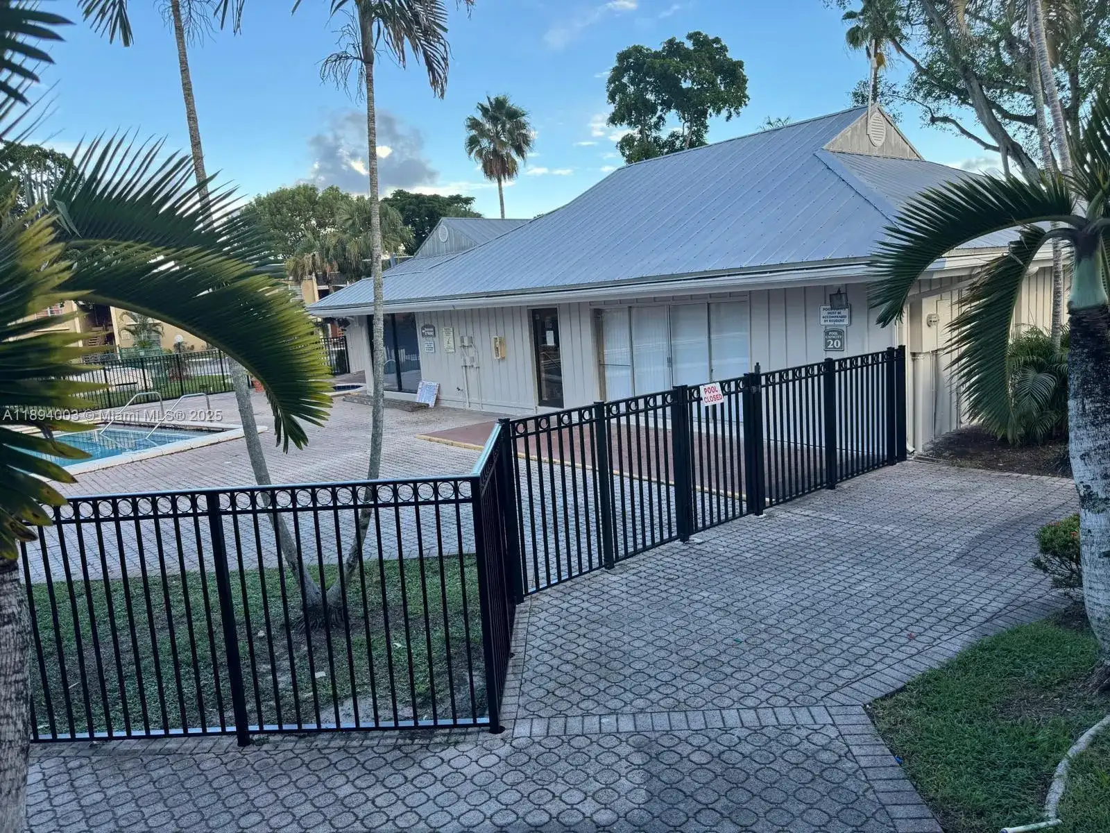 4453 Treehouse Ln # C, Tamarac FL 33319 photo 4