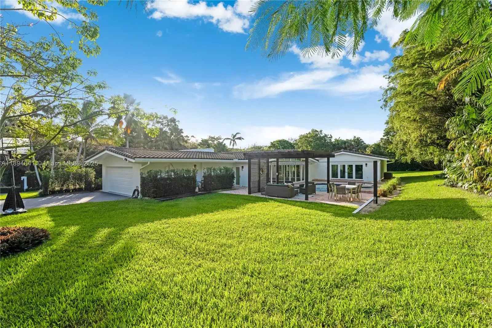 12220 Pine Needle Ln, Pinecrest FL 33156 photo 4