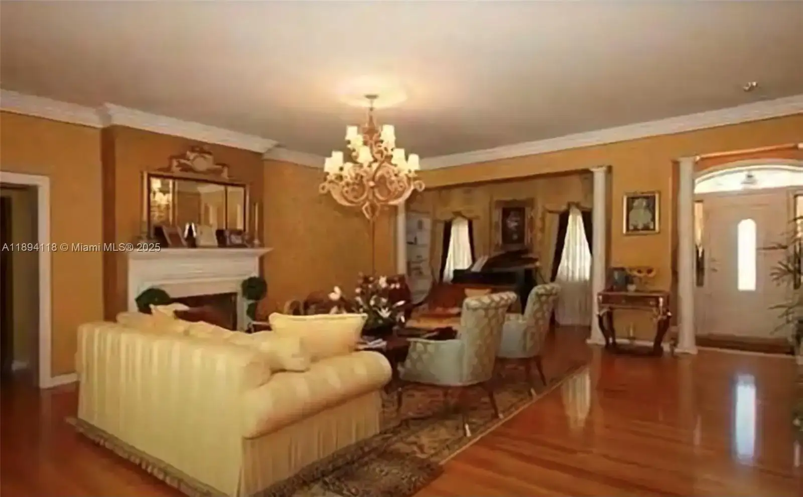 2301 Alhambra Cir, Coral Gables FL 33134 photo 3