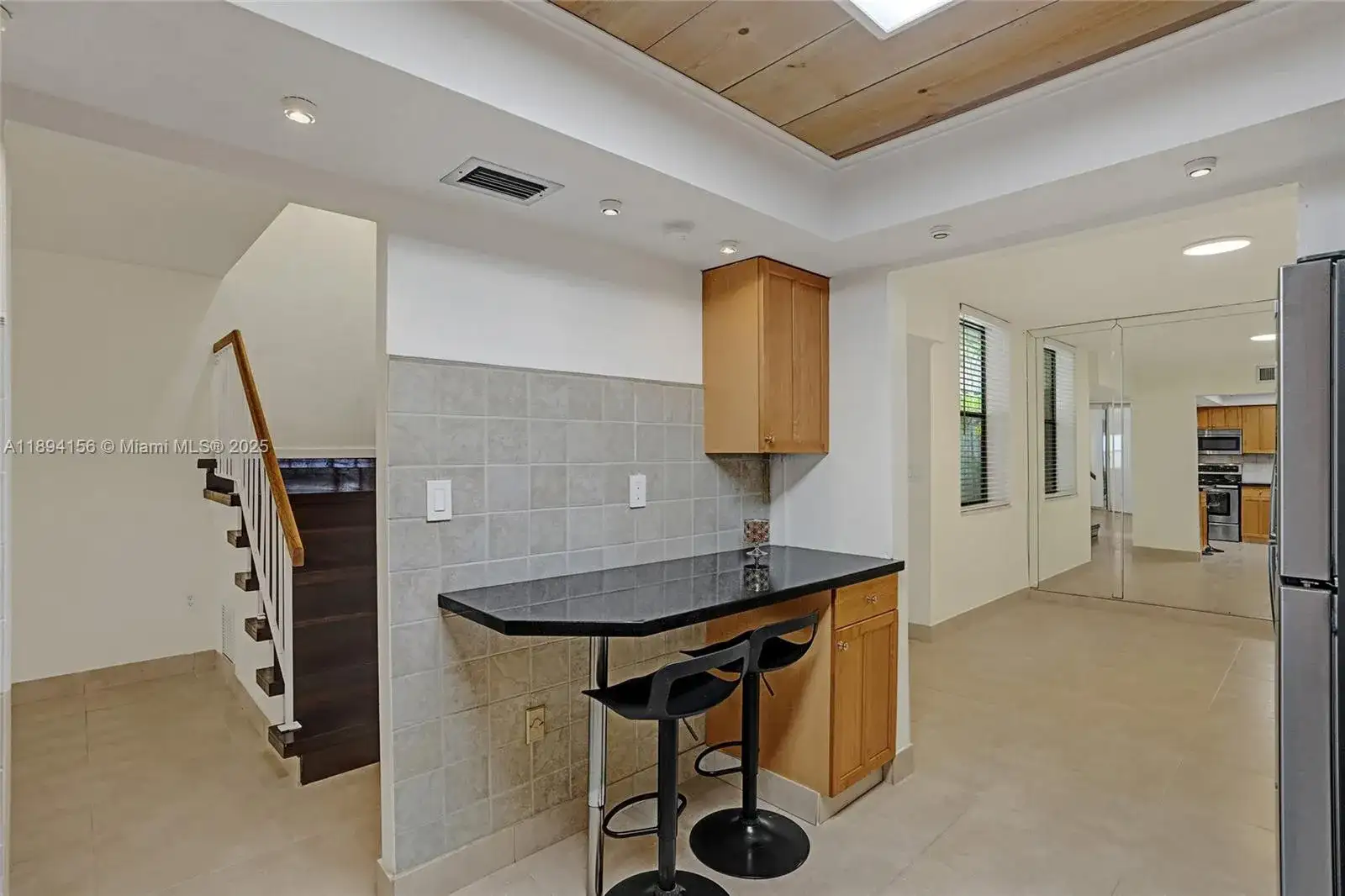 20291 NE 30th Ave # 112, Aventura FL 33180 photo 3