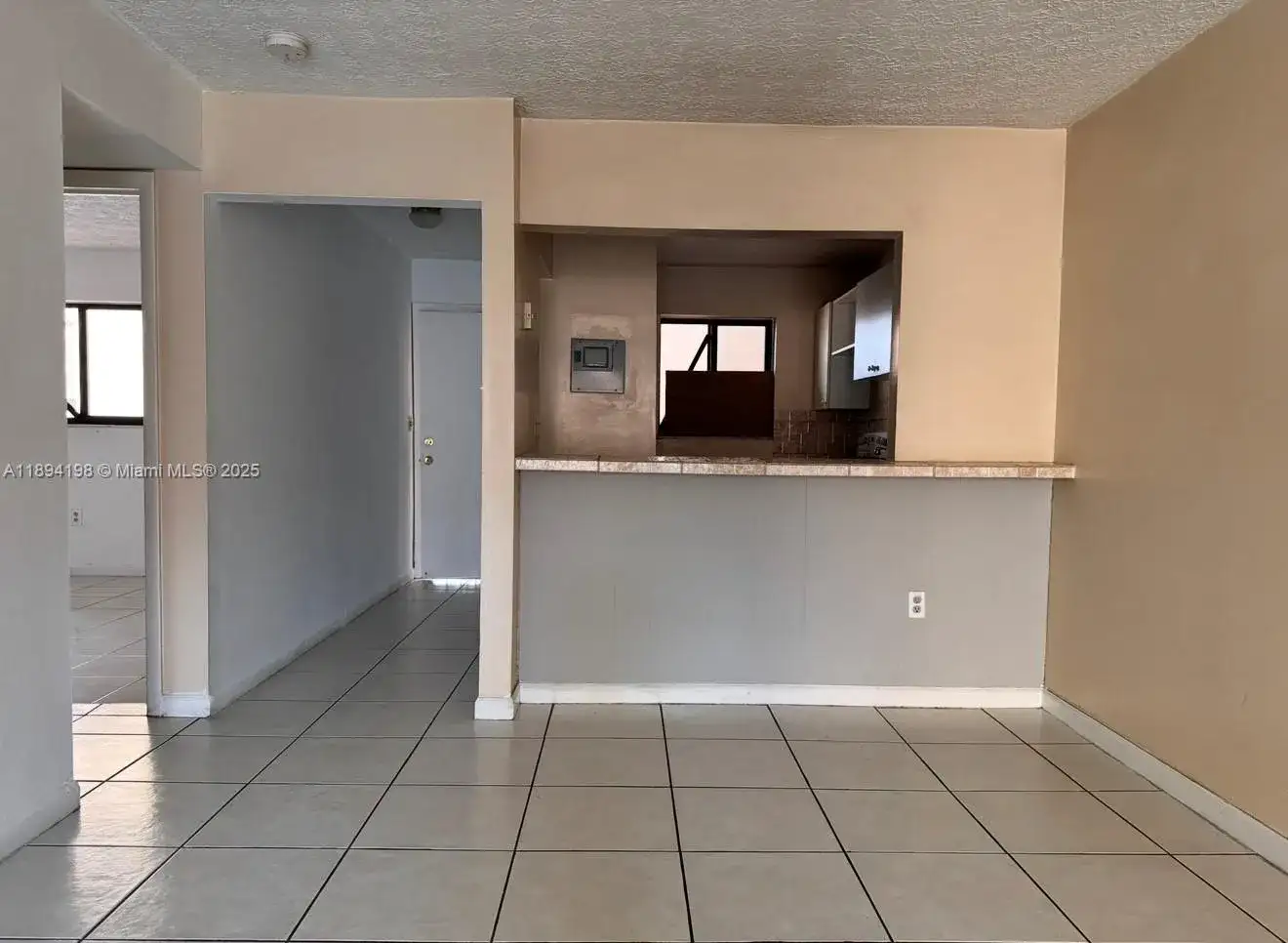6055 W 19th Ave # 304, Hialeah FL 33012 photo 4