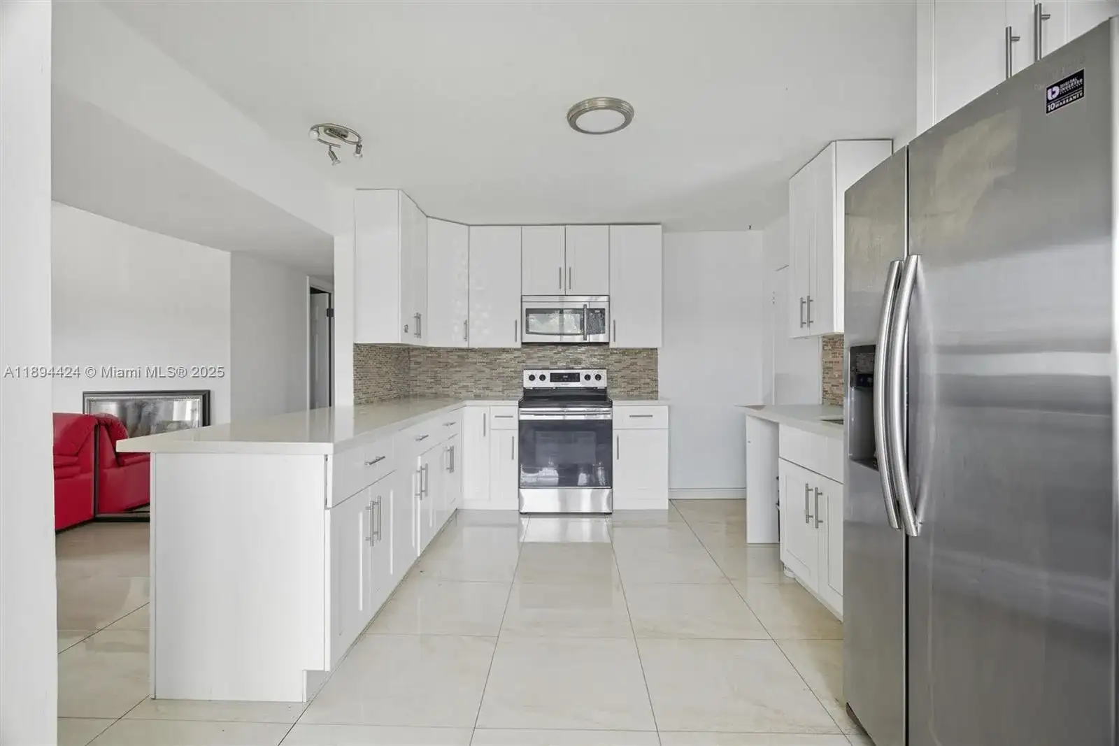510 N 56th Ave, Hollywood FL 33021 photo 2