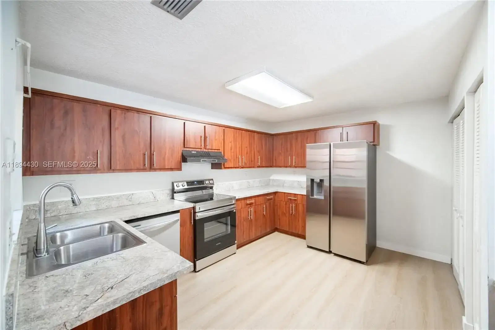 6845 NW 169th St # 41C, Hialeah FL 33015 photo 5