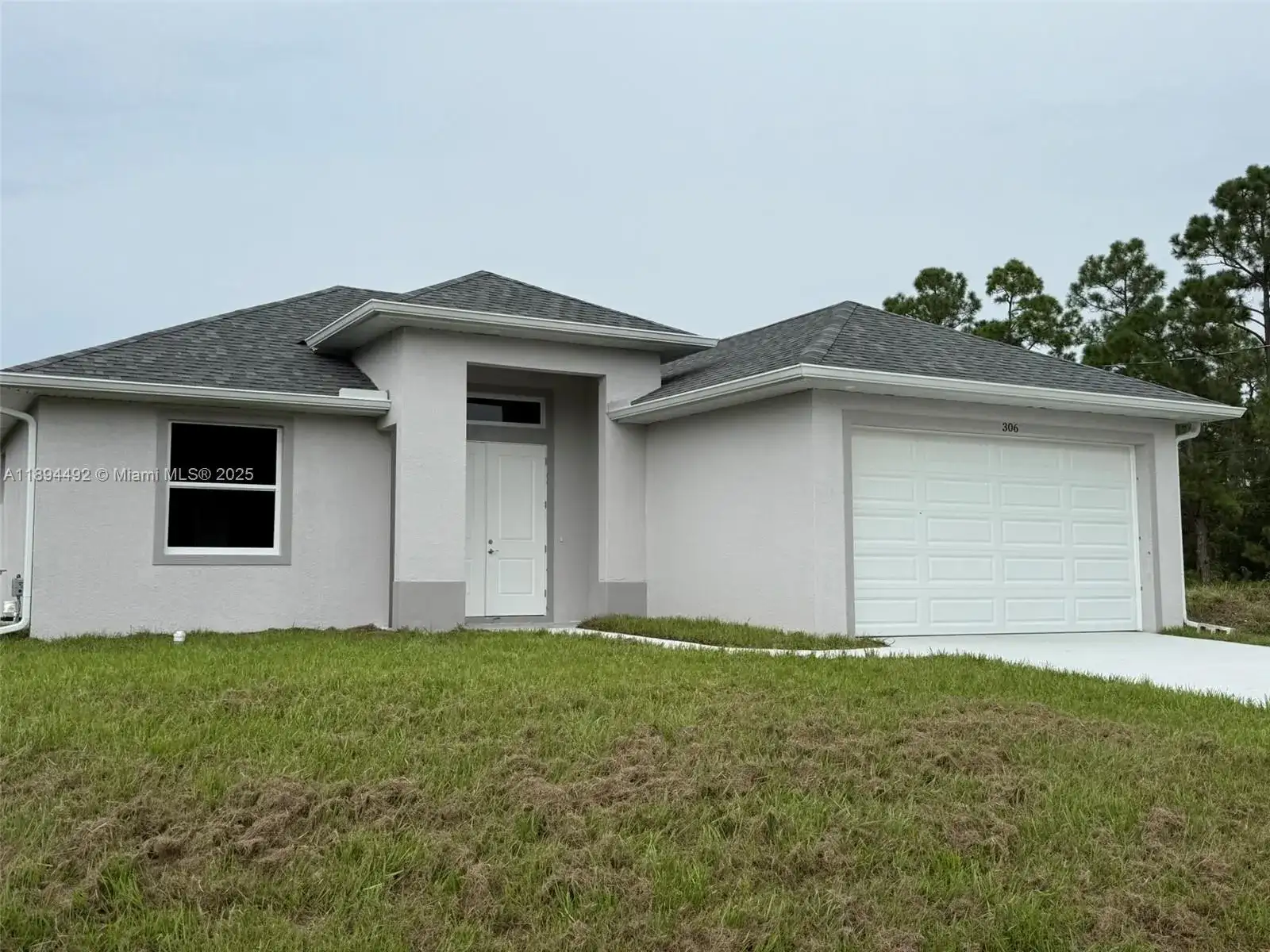 306 Lenz Ave S, Lehigh Acres FL 33974 photo 2