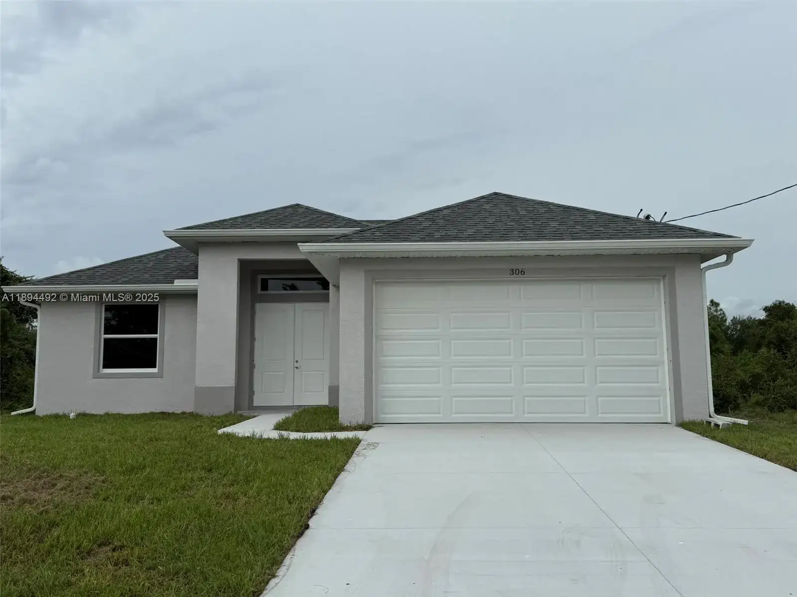 306 Lenz Ave S, Lehigh Acres FL 33974 photo 3
