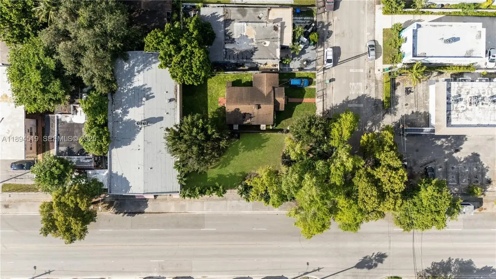 1121 NW 29th St, Miami FL 33127 photo 4