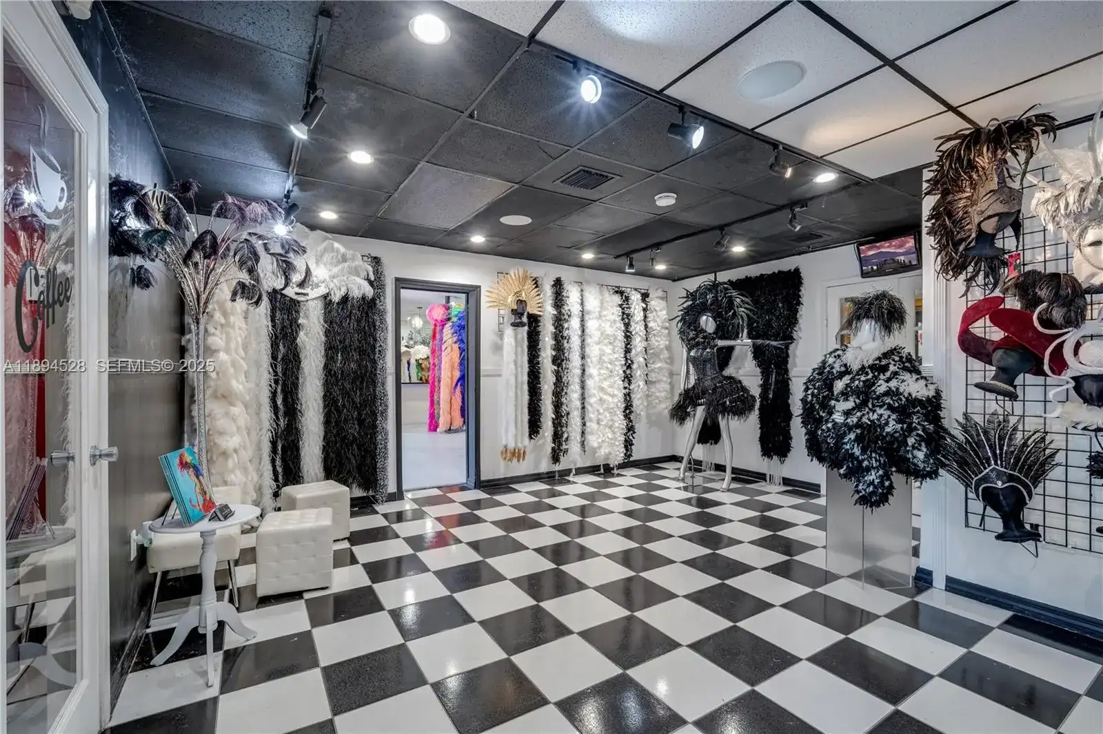 1121 NW 29th St, Miami FL 33127 photo 2