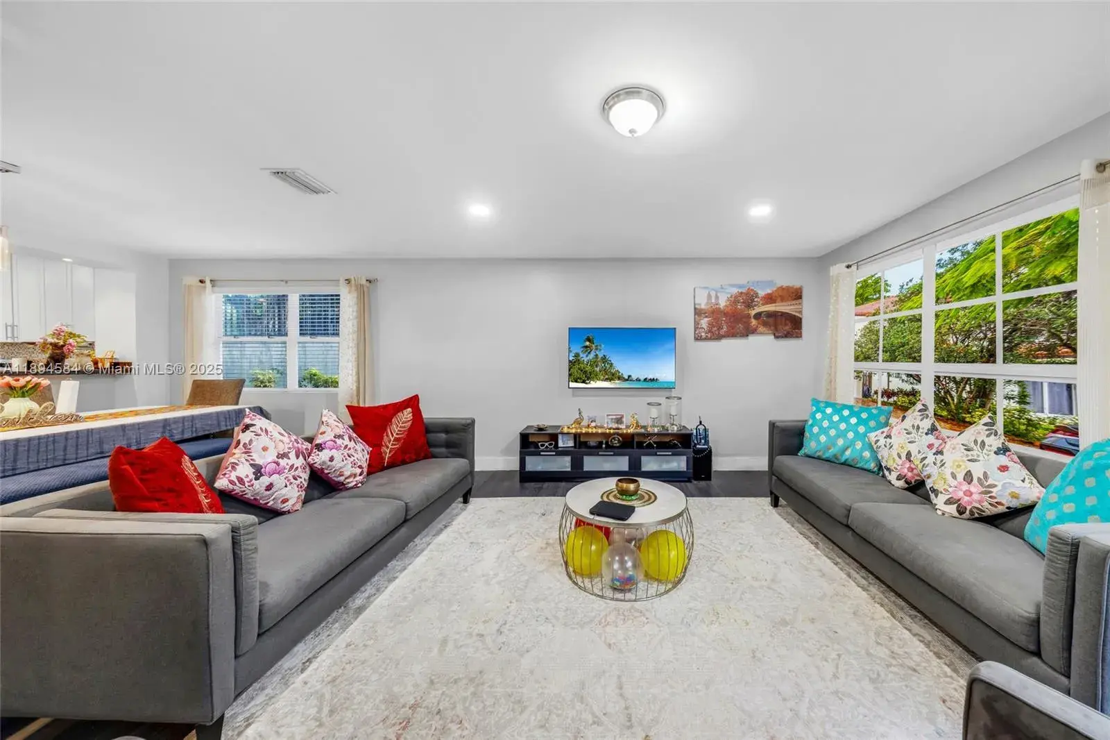 20014 NE 6th Ct Cir, Miami FL 33179
