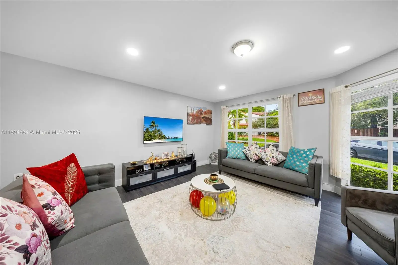 20014 NE 6th Ct Cir, Miami FL 33179