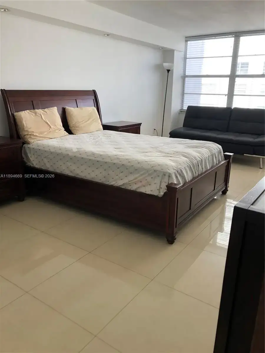 18051 Biscayne Blvd # 1501, Aventura FL 33160 photo 5